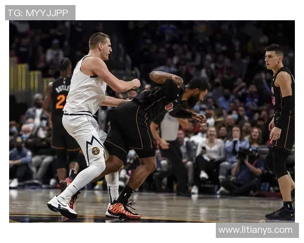 赵继昆汀-皮特森在比赛中高效砍下30分，成为焦点